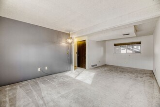 5943 Culebra Ct in Golden, CO - Building Photo - Building Photo