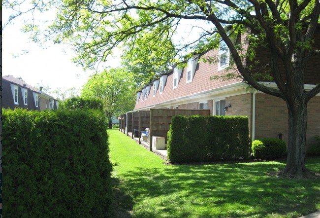 Winchester Apartments & Townhomes photo'