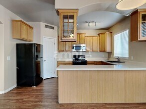7413 S 40th Ave in Phoenix, AZ - Building Photo - Building Photo