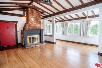 1821 Grace Ave in Los Angeles, CA - Building Photo - Building Photo