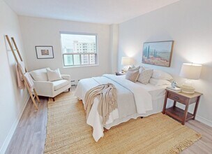 405 Sugarcreek Trail in London, ON - Building Photo - Building Photo