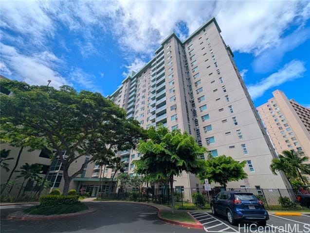property at 3009 Ala Makahala Pl