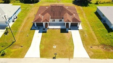 152 Pullman St in Lehigh Acres, FL - Building Photo - Building Photo