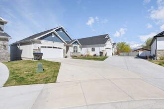 1768 Sky Vw Lp in Provo, UT - Building Photo - Building Photo