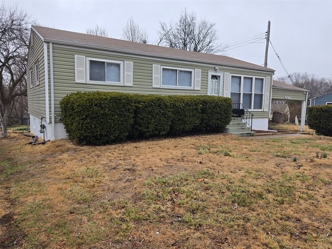 3437 Elmhurst Dr in St. Louis, MO - Building Photo - Building Photo