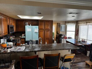 8248 Dolphin Bay Ct in Las Vegas, NV - Building Photo - Building Photo