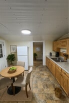333 335 Court St in Urbana, OH - Building Photo