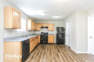 10823 Gathering Dr in Indianapolis, IN - Building Photo - Building Photo