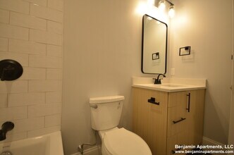 418 Market St, Unit 306 in Boston, MA - Building Photo - Building Photo