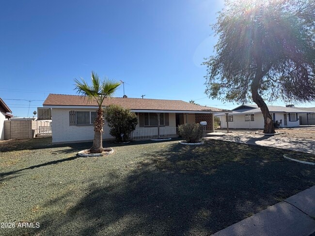 12819 N 111th Dr in Youngtown, AZ - Building Photo - Building Photo