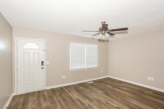1359 Hidden Valley Dr in Concord, NC - Building Photo - Building Photo