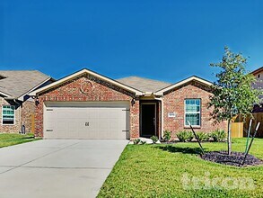 Tricon Palomino Ranch in Santa Fe, TX - Building Photo - Building Photo