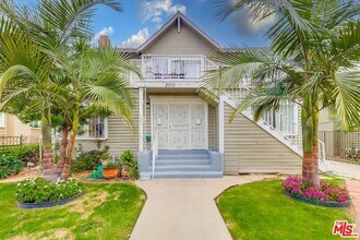 2010 5th Ave in Los Angeles, CA - Foto de edificio - Building Photo