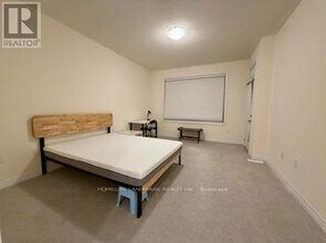 11409 Leslie St in Richmond Hill, ON - Building Photo - Building Photo