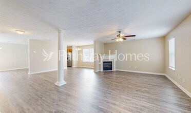 808 Winsap Dr in Stockbridge, GA - Foto de edificio - Building Photo