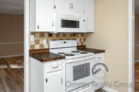 1318 Pointer Dr SW photo'