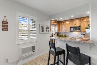 17 Jillian Ln in Lahaina, HI - Building Photo - Building Photo