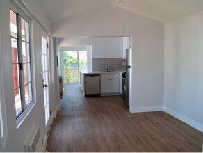 5910 Edgemar Ave in Los Angeles, CA - Building Photo - Building Photo