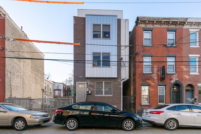 1628 N Willington St, Unit A