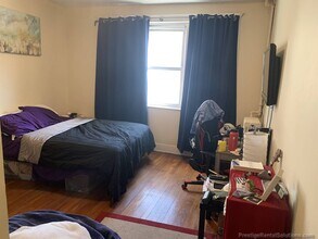 47 Linden St in Boston, MA - Foto de edificio - Building Photo