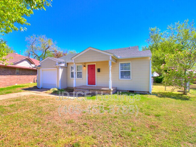 property at 122 W Marshall Dr