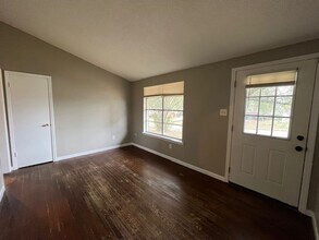 8668 Kinard Cove in Southaven, MS - Building Photo - Building Photo