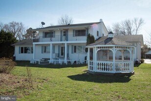 40508 Waterview Dr in Mechanicsville, MD - Building Photo