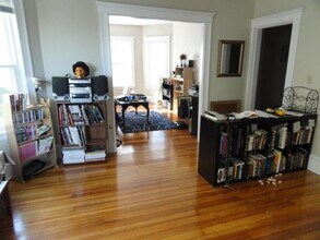 101 Heath St, Unit 3 in Somerville, MA - Building Photo - Building Photo