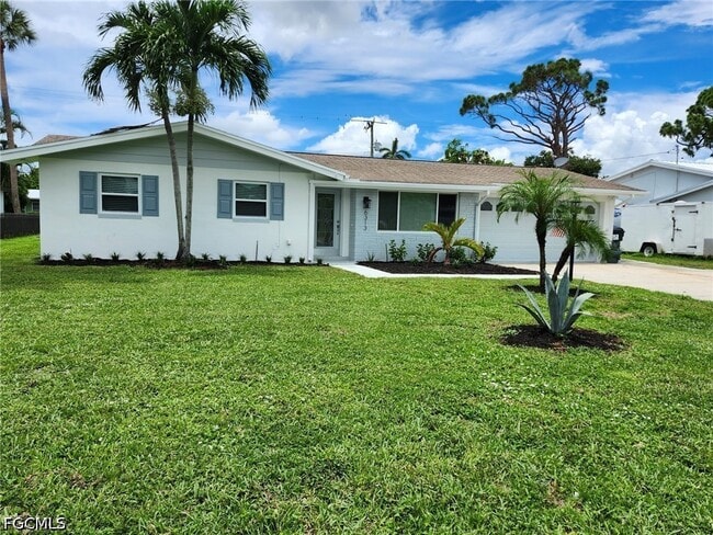 property at 6313 St Andrews Cir S