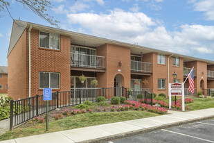 Delbrook Manor Apartments