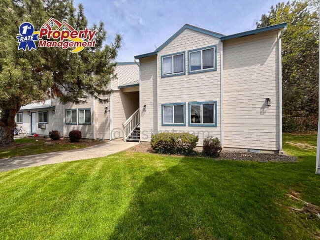 property at 6849 W Susan Ln