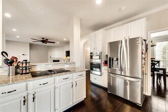 5835 Willow Wood Ln in Dallas, TX - Building Photo - Building Photo