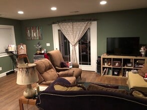 904 Davis Ln in Lenoir City, TN - Building Photo - Building Photo