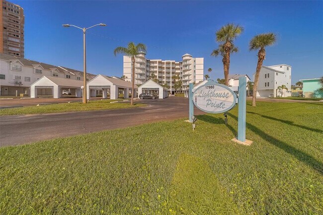 17980 Gulf Blvd in Redington Shores, FL - Building Photo - Building Photo