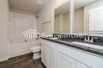 4826 Station Ln in Union City, GA - Building Photo - Building Photo