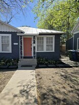 118 Callaghan Ave, Unit 118 Callaghan Unit A in San Antonio, TX - Building Photo