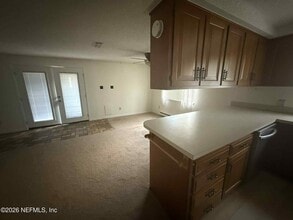 104 Park Ave in San Mateo, FL - Building Photo - Building Photo