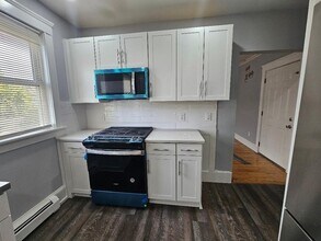 8 Cedar St in Haverhill, MA - Building Photo - Building Photo