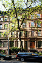 56 W 89th St in New York, NY - Building Photo - Building Photo