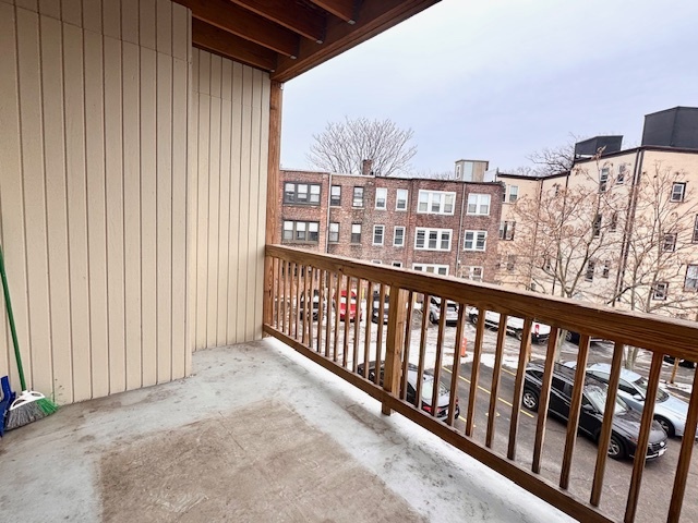 1714 Commonwealth Ave, Unit 6 in Boston, MA - Building Photo