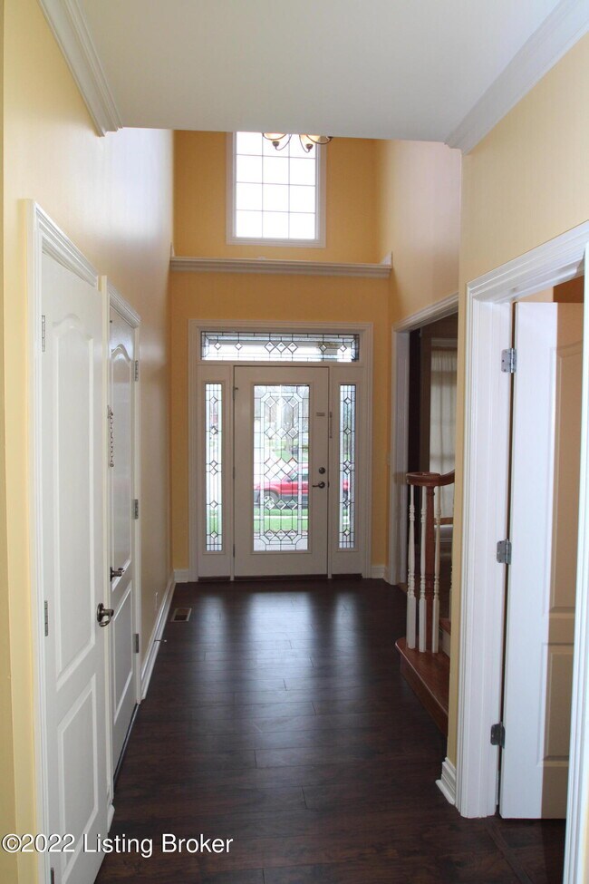 13204 Tucker Lake Dr in Louisville, KY - Building Photo - Building Photo