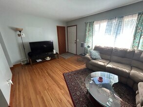 7215 18th Ave S in Minneapolis, MN - Building Photo - Building Photo