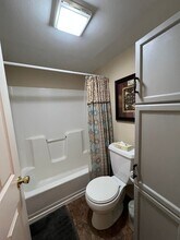 680 Fall Creek Dr in Branson, MO - Building Photo - Building Photo