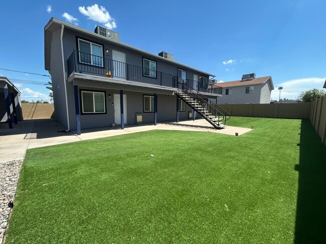 137 N Phyllis, Unit LA MESITA in Mesa, AZ - Foto de edificio - Building Photo