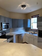 60 S Gardens Way in Fitchburg, WI - Building Photo - Building Photo