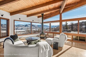 2227 Juniper Hill Rd in Aspen, CO - Building Photo - Building Photo