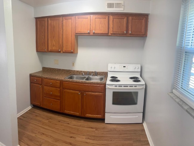 3646 Northdale Pl in Cincinnati, OH - Foto de edificio - Building Photo