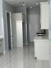 12628 Fletcher Dr in Garden Grove, CA - Foto de edificio - Building Photo