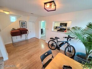 1014 Fifth Ave in Asbury Park, NJ - Foto de edificio - Building Photo