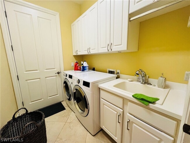 property at 15903 Secoya Reserve Cir